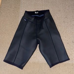 Patagonia black rubber wetsuit shorts medium.